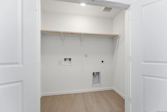 9815 Abrams View, Converse, TX 78109