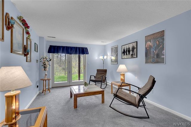 78 Olde Stone Lane, Lancaster, NY 14086