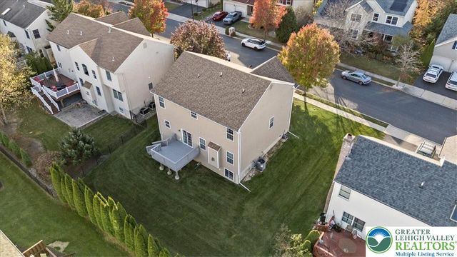 17 Stonecreek Court, Palmer Twp, PA 18045