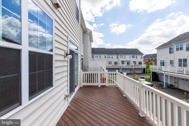 43005 PARIS GAP SQ, Ashburn, VA 20148