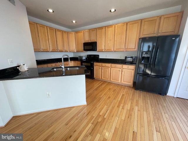 6256 SHACKELFORD TER, Alexandria, VA 22312