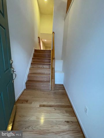 6256 SHACKELFORD TER, Alexandria, VA 22312