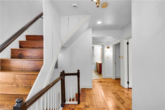 2408 Applewood Drive, South Whitehall Twp, PA 18069