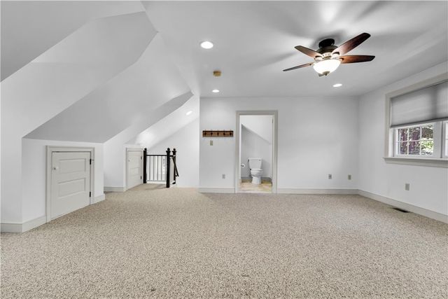 2408 Applewood Drive, South Whitehall Twp, PA 18069