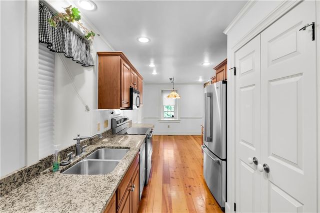 2408 Applewood Drive, South Whitehall Twp, PA 18069