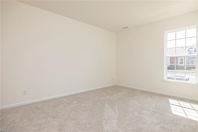 1012 Robinson Rd Apt C, Suffolk, VA 23434