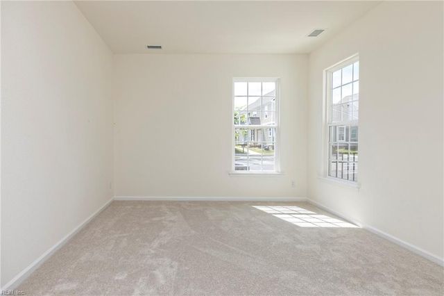 1012 Robinson Rd Apt C, Suffolk, VA 23434