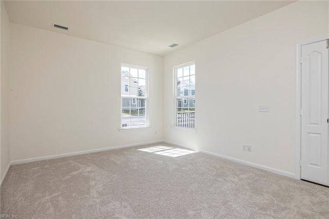 1012 Robinson Rd Apt C, Suffolk, VA 23434