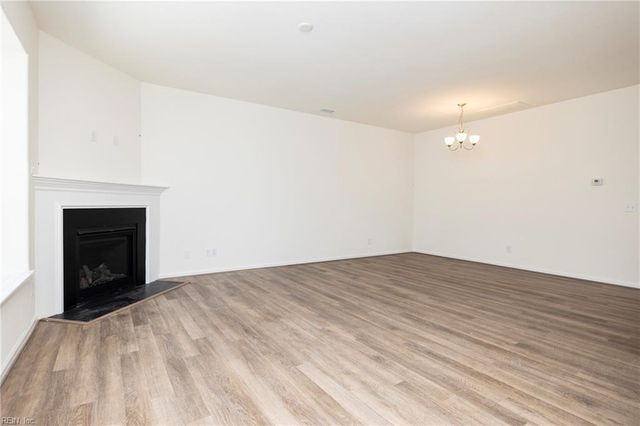 1012 Robinson Rd Apt C, Suffolk, VA 23434