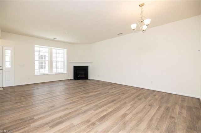 1012 Robinson Rd Apt C, Suffolk, VA 23434
