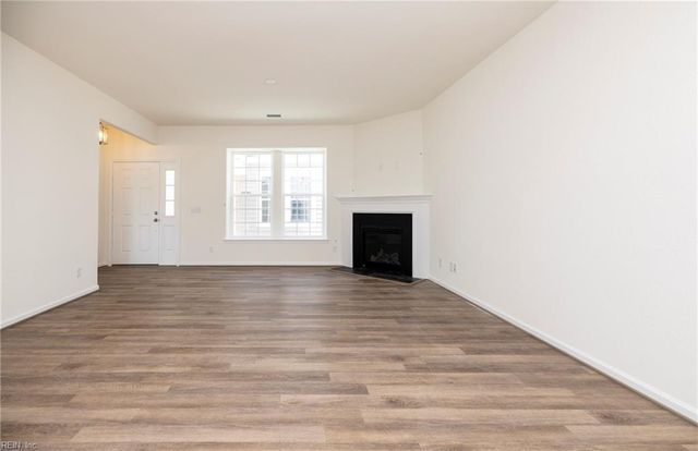 1012 Robinson Rd Apt C, Suffolk, VA 23434