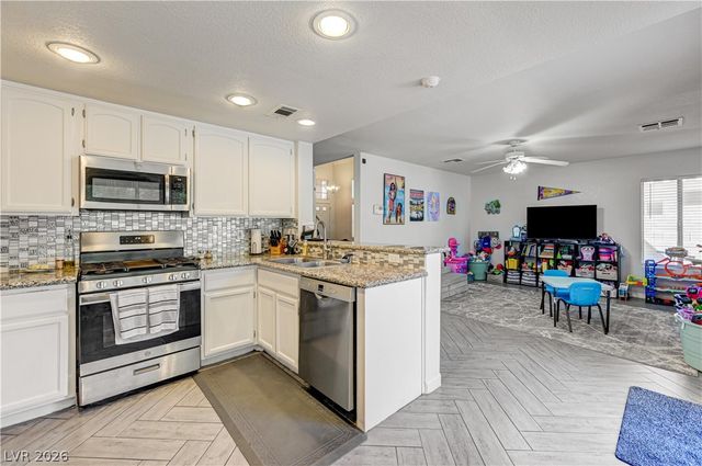 312 Windmere Street, Henderson, NV 89074