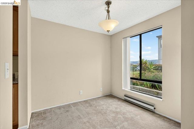 6 Captain Dr 236, Emeryville, CA 94608