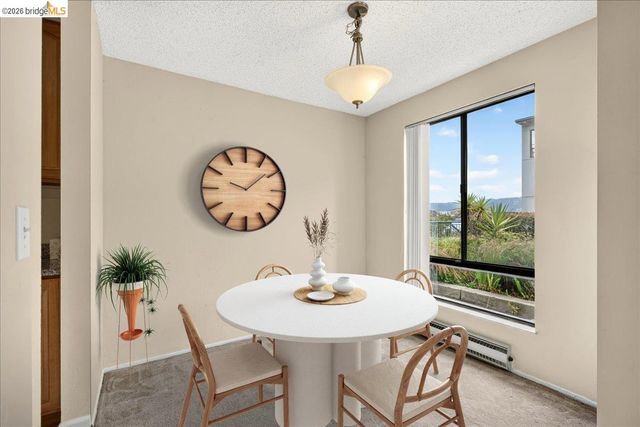 6 Captain Dr 236, Emeryville, CA 94608