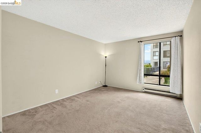 6 Captain Dr 236, Emeryville, CA 94608