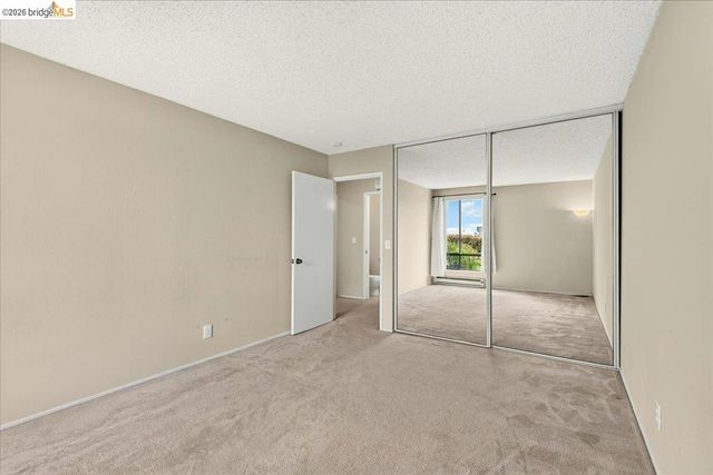 6 Captain Dr 236, Emeryville, CA 94608