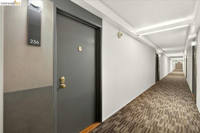 6 Captain Dr 236, Emeryville, CA 94608