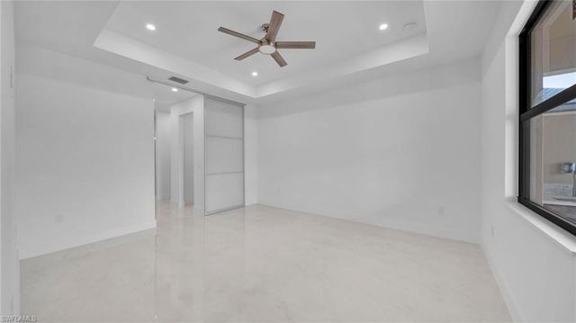 1713 NW 2nd ST, Cape Coral, FL 33993