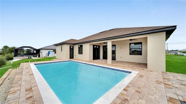 1713 NW 2nd ST, Cape Coral, FL 33993