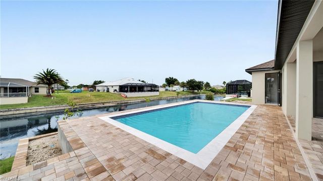 1713 NW 2nd ST, Cape Coral, FL 33993