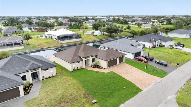 1713 NW 2nd ST, Cape Coral, FL 33993