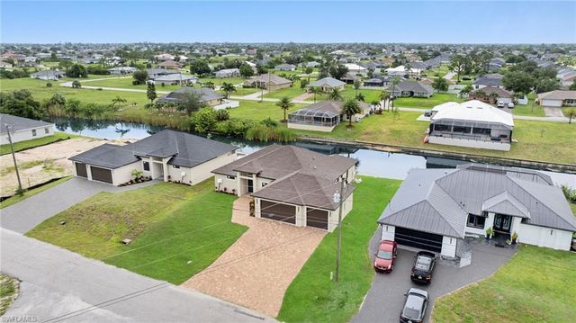 1713 NW 2nd ST, Cape Coral, FL 33993