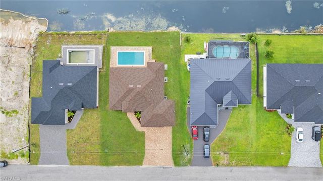 1713 NW 2nd ST, Cape Coral, FL 33993