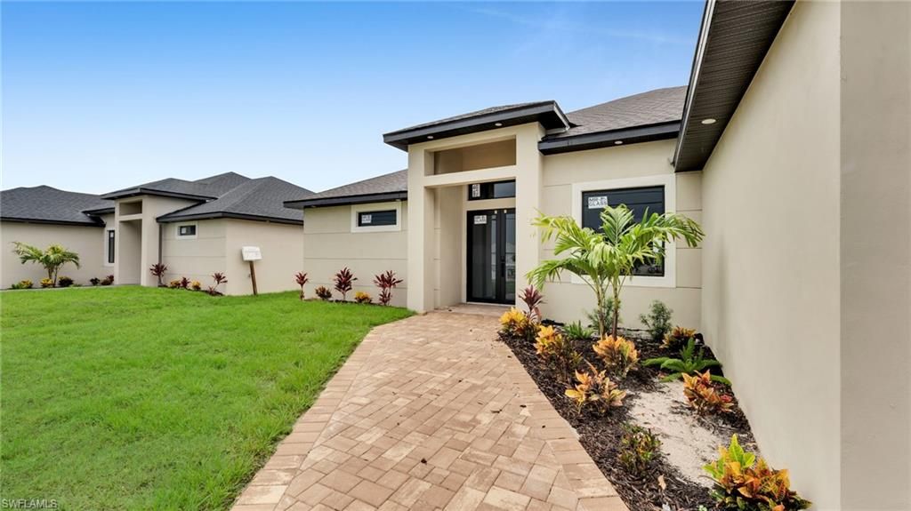 1713 NW 2nd ST, Cape Coral, FL 33993