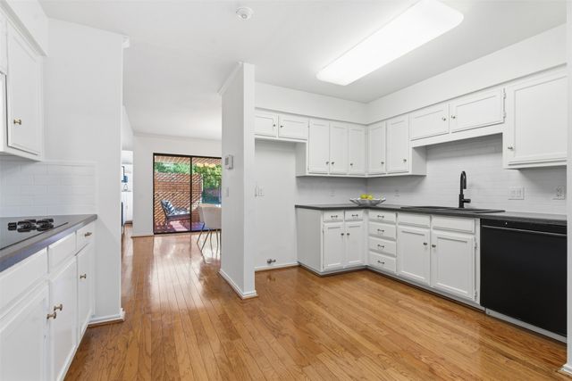 6204 SEA MEADOW Drive, Fort Worth, TX 76132