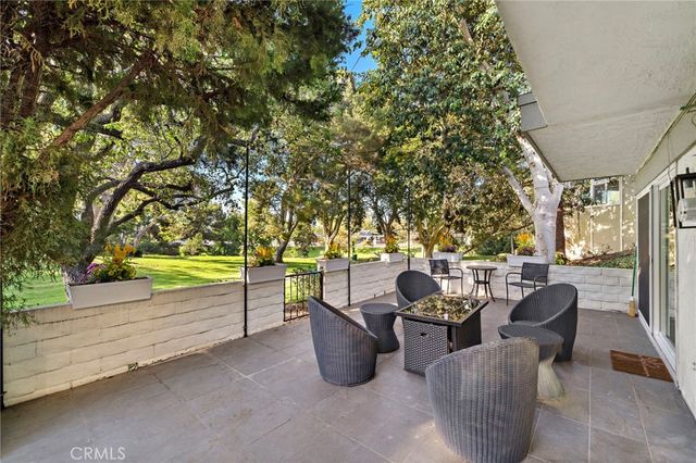 526 Vista Grande, Newport Beach, CA 92660