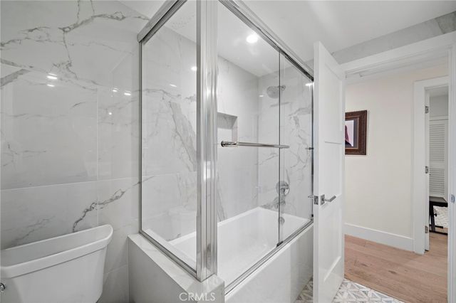 526 Vista Grande, Newport Beach, CA 92660