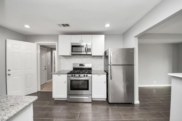 6606 Force Street, Houston, TX 77020