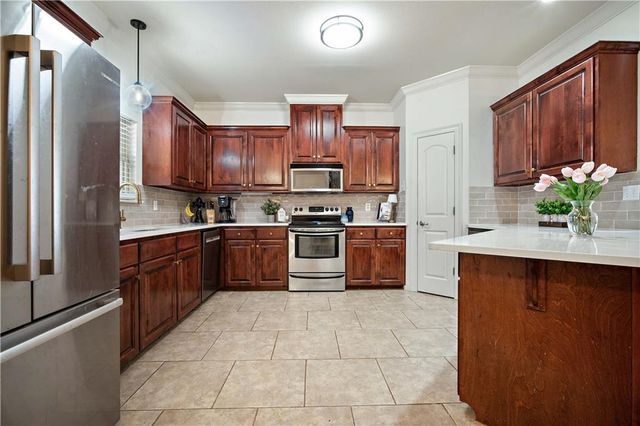 970 Weatherby Street S, Saraland, AL 36571