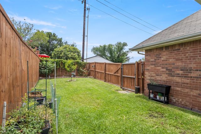 1008 Derby Run, Carrollton, TX 75007
