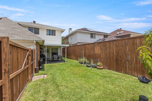 1008 Derby Run, Carrollton, TX 75007
