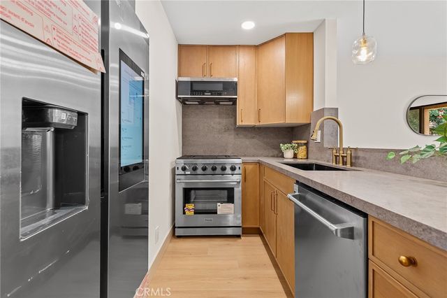 120 Lemon 34, Irvine, CA 92618