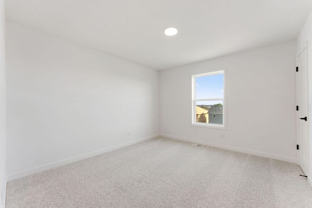 2423 Tyrone Drive, Shakopee, MN 55379