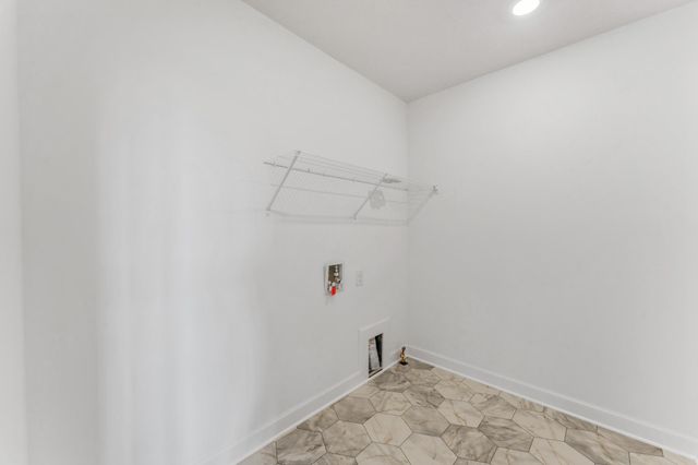 2423 Tyrone Drive, Shakopee, MN 55379