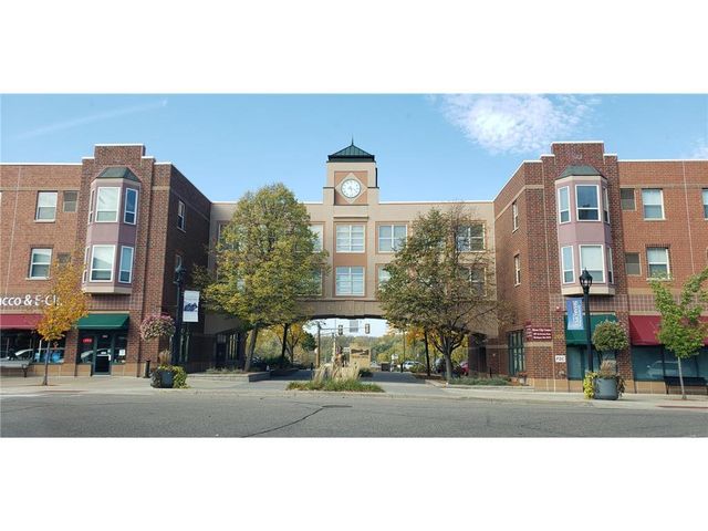 2423 Tyrone Drive, Shakopee, MN 55379