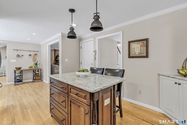 85 Teeter Rock Road, Trumbull, CT 06611