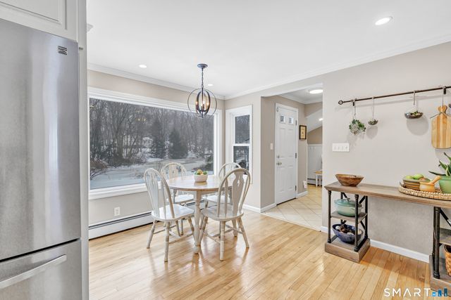 85 Teeter Rock Road, Trumbull, CT 06611