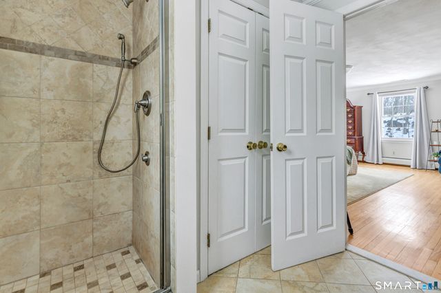 85 Teeter Rock Road, Trumbull, CT 06611