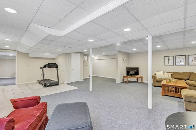 85 Teeter Rock Road, Trumbull, CT 06611