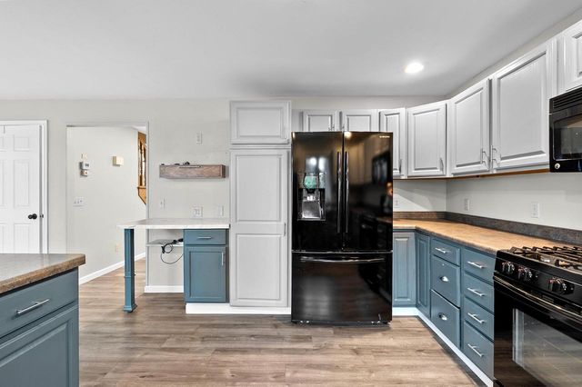 1023 W RIDGEVIEW DRIVE, Appleton, WI 54914