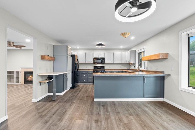 1023 W RIDGEVIEW DRIVE, Appleton, WI 54914