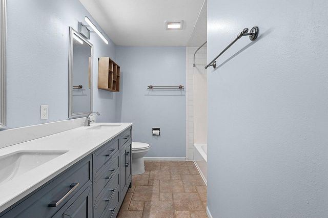 1023 W RIDGEVIEW DRIVE, Appleton, WI 54914