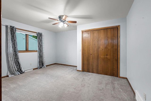 1023 W RIDGEVIEW DRIVE, Appleton, WI 54914