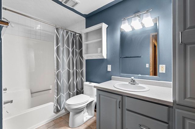 1023 W RIDGEVIEW DRIVE, Appleton, WI 54914