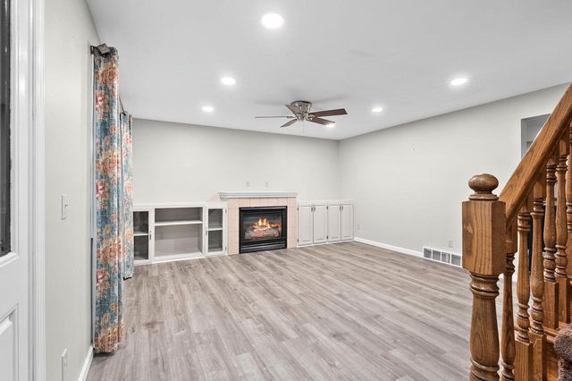 1023 W RIDGEVIEW DRIVE, Appleton, WI 54914