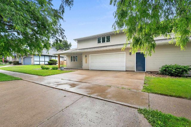 1023 W RIDGEVIEW DRIVE, Appleton, WI 54914